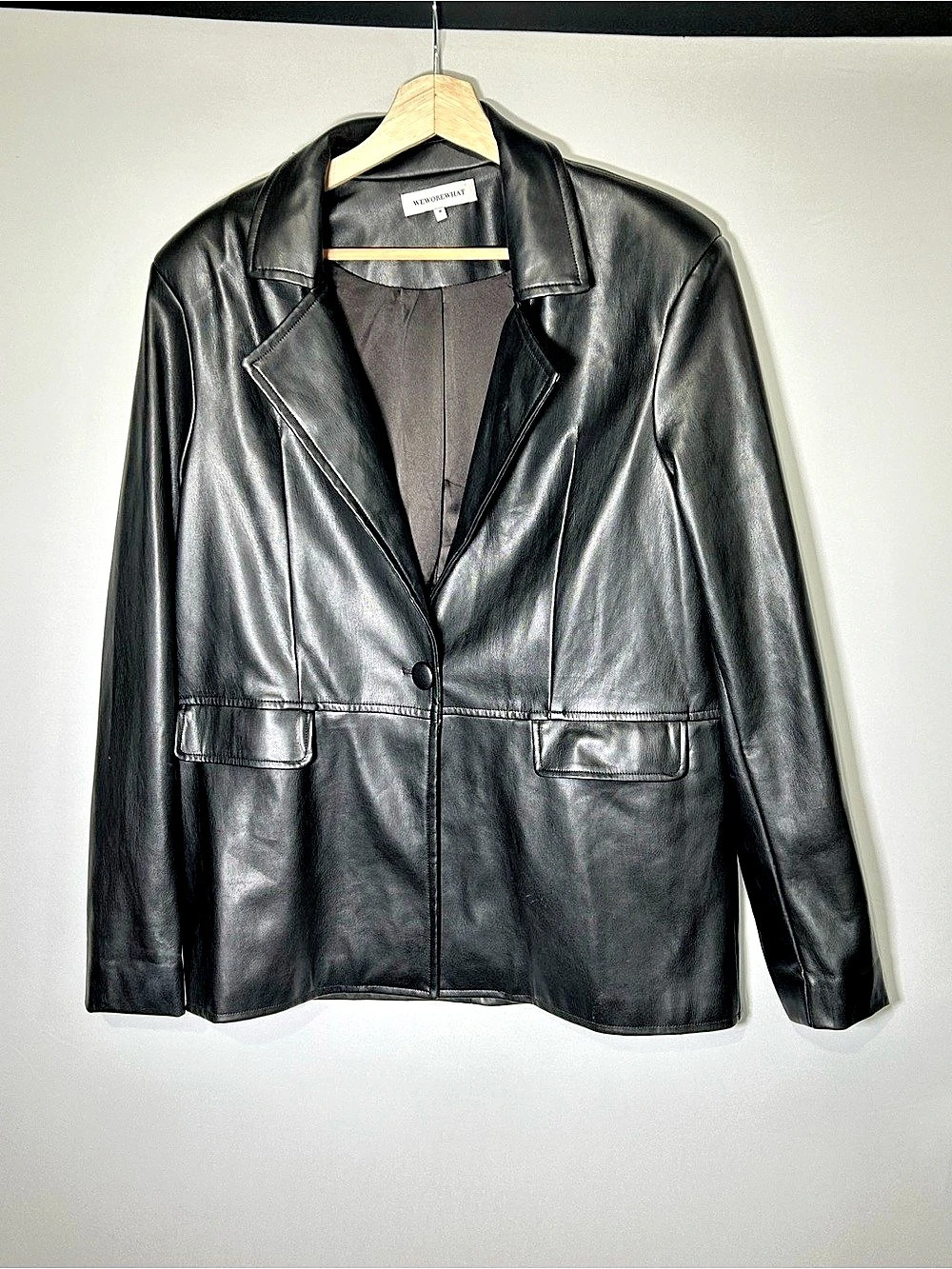 WEWOREWHAT Faux Leather Blazer Black Size Medium